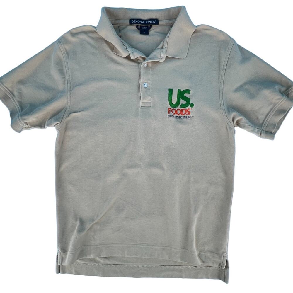Devon & Jones US Foods 3 Button Polo Tee Shirt Top Size Small Beige Tan